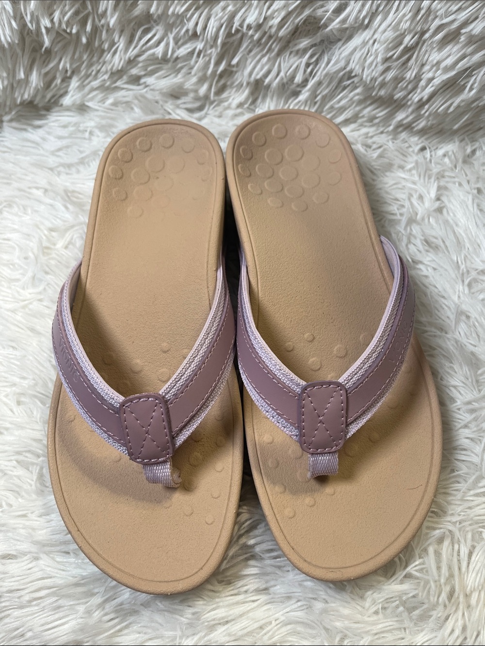 Vionic Lavender-Thistle Thong Sandals with Tan Footbed